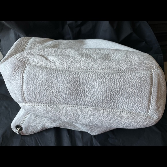 Michael Kors White Leather Bag - Picture 7 of 9